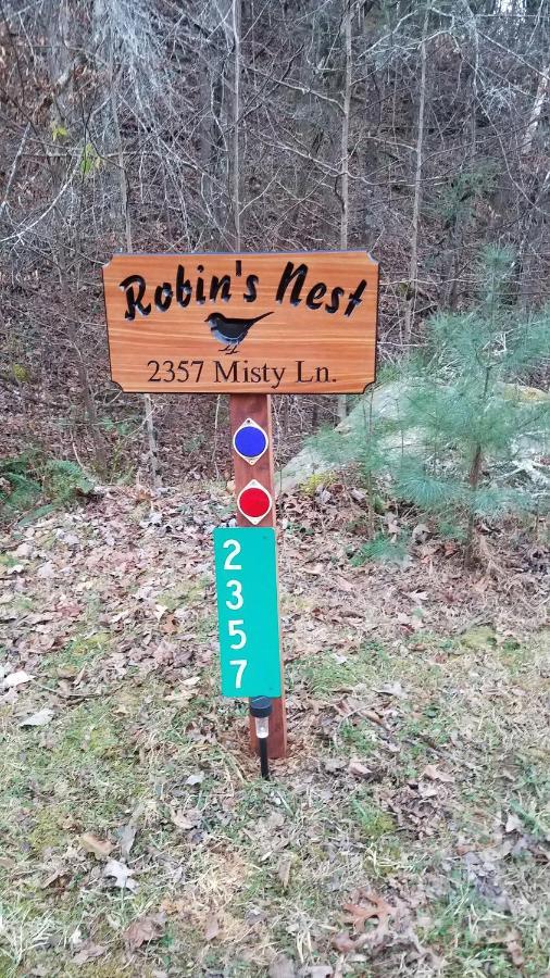 The Robins Nest With Hot Tub Villa Pigeon Forge Bagian luar foto
